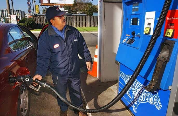 Is It Illegal to Pump Your Own Gas in NJ